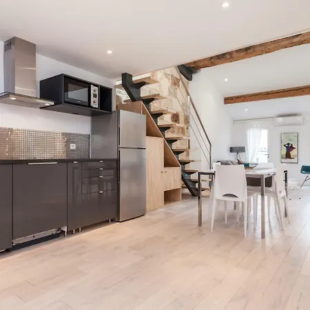Apartment Superbe Loft + Clim/ac Musée Fabre Et Corum - Class Appart *